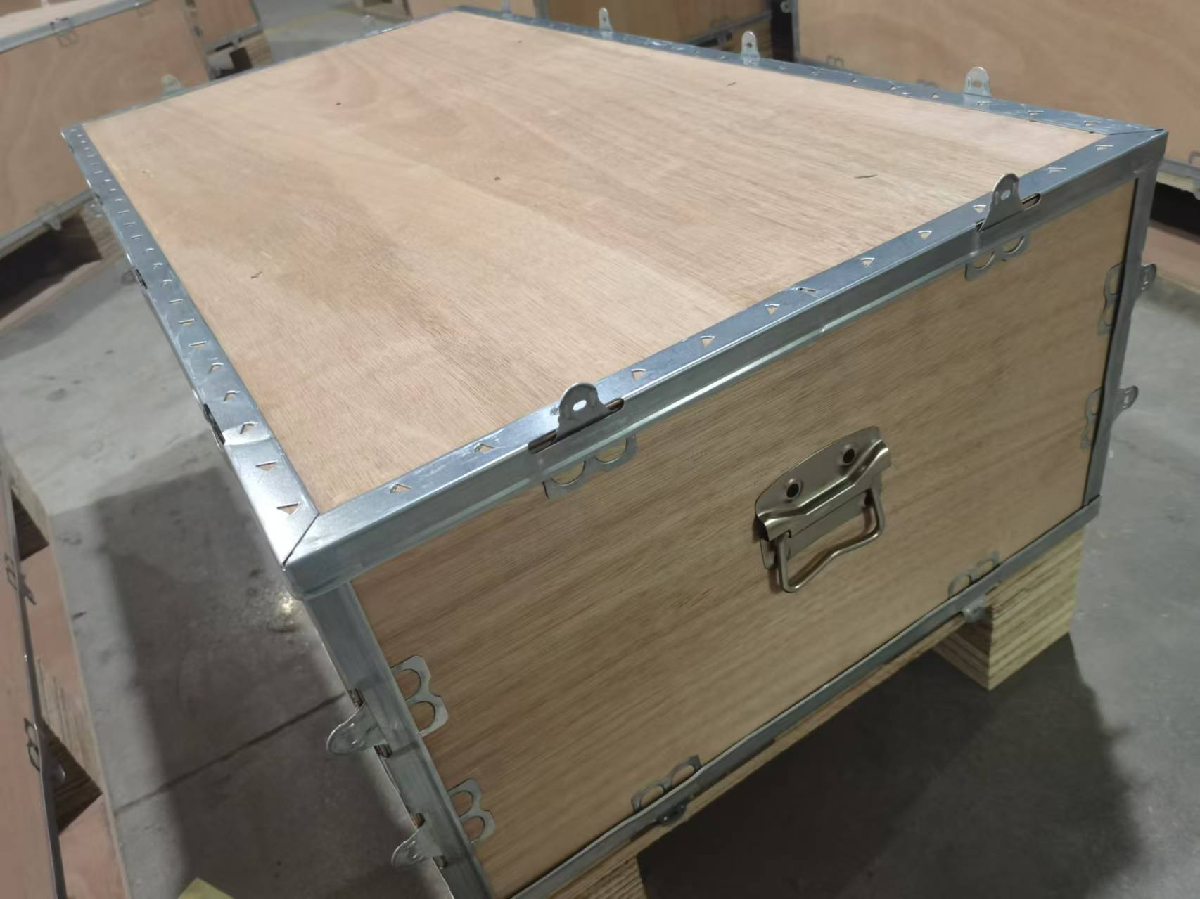 物流运输木箱选不对易损货？4 个标准帮你找到靠谱厂家